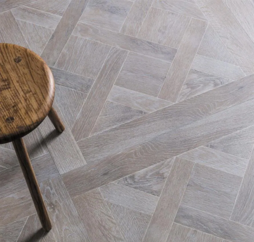 P_quet porcelain floor